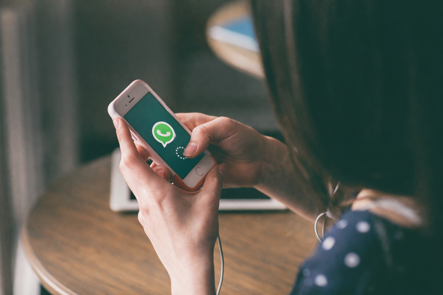 Как обновить WhatsApp в 2026: полное руководство