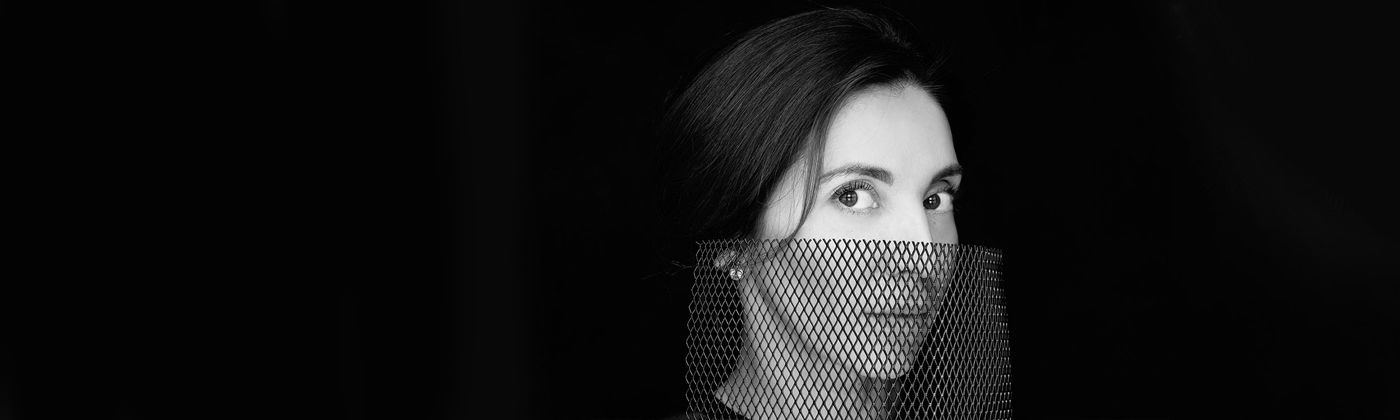 The Garden of Forking Paths or Controverses of Time